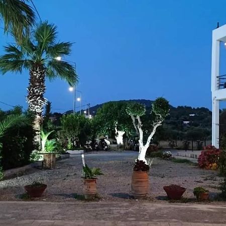 River'S Apartments Paradisi  Exterior photo