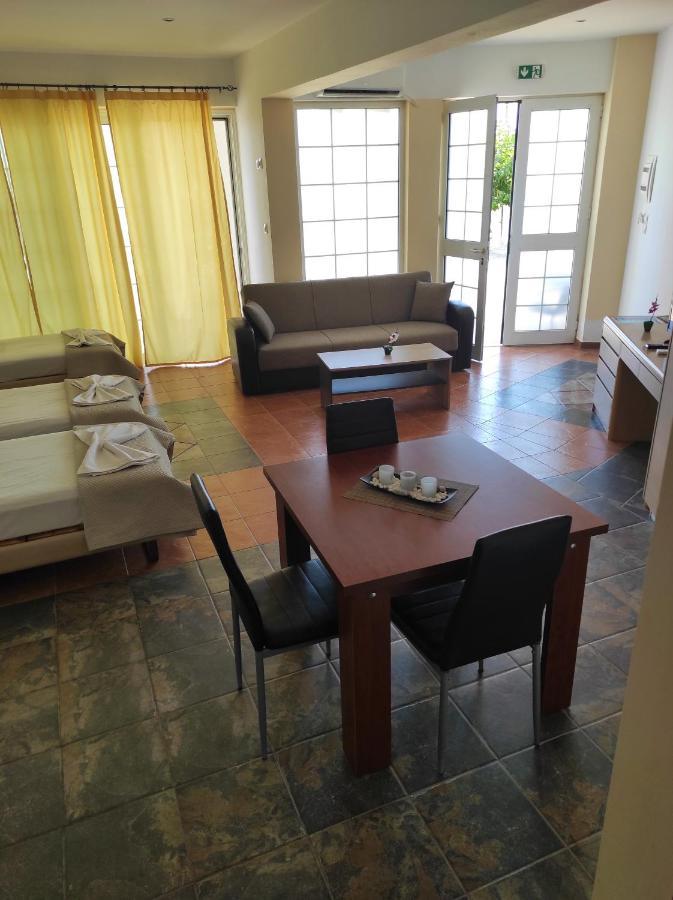 River'S Apartments Paradisi  Exterior photo